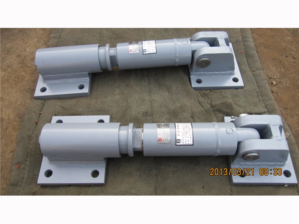 掘進(jin)機用油(you)缸